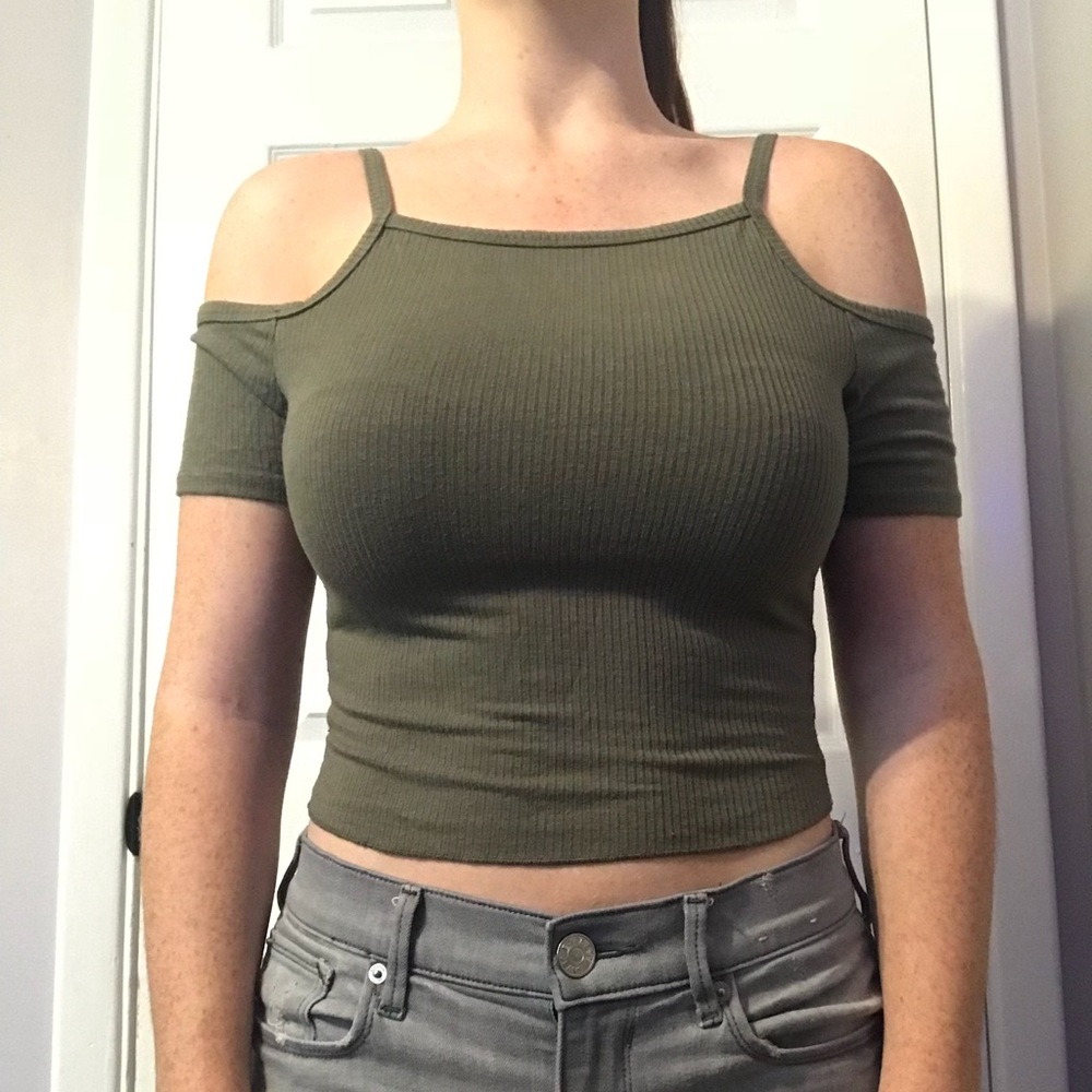 Green crop top